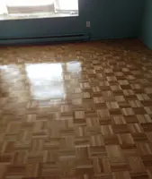 Sablage de plancher avec cristal