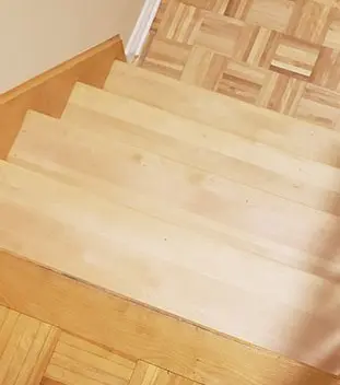 escalier en bois franc