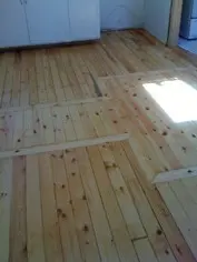 Sablage de plancher de pin vernis cristal